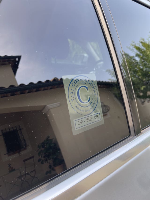 taxi correns aeroport